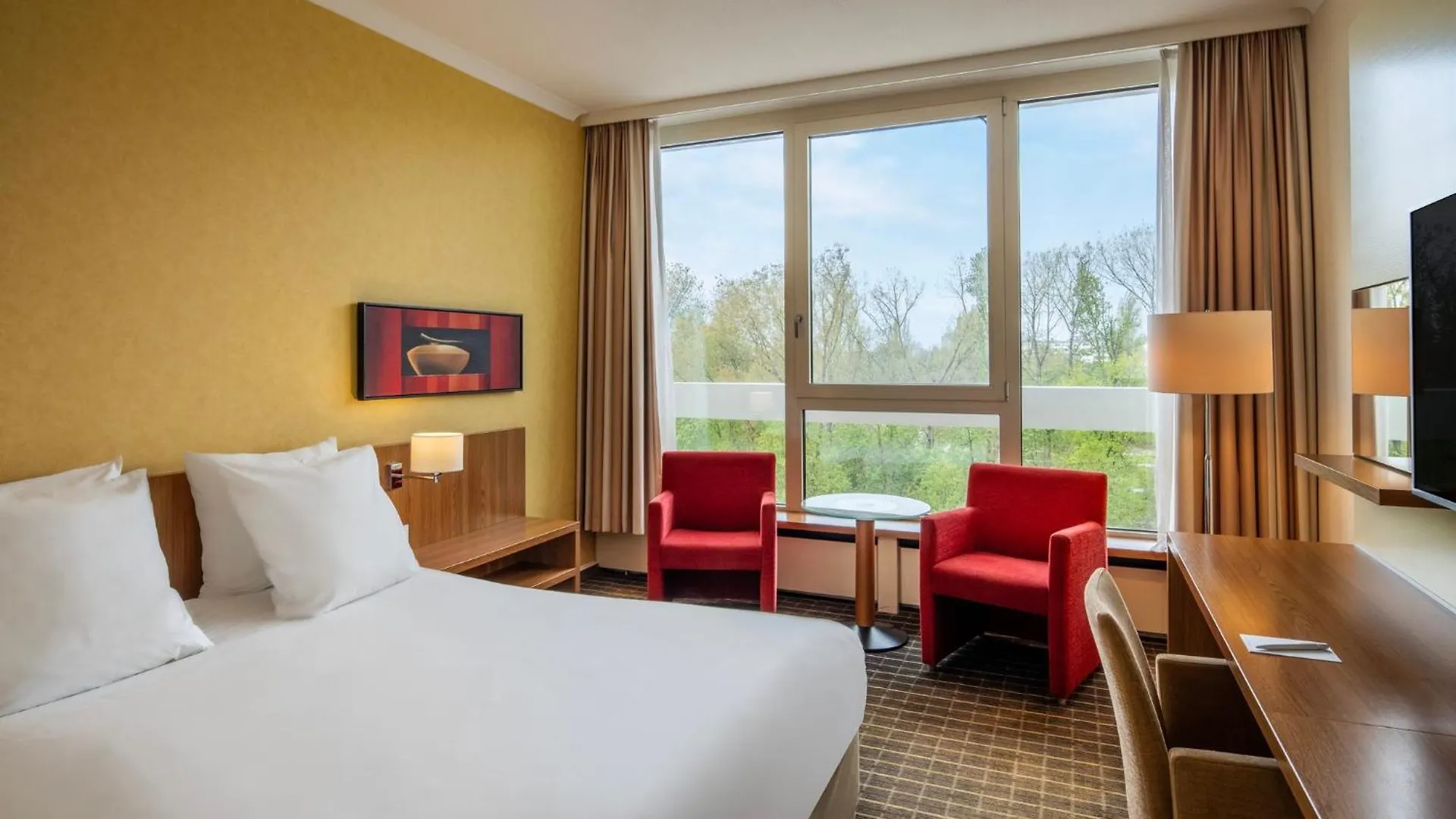 Crowne Plaza Antwerpen By Ihg Hotel Antwerp