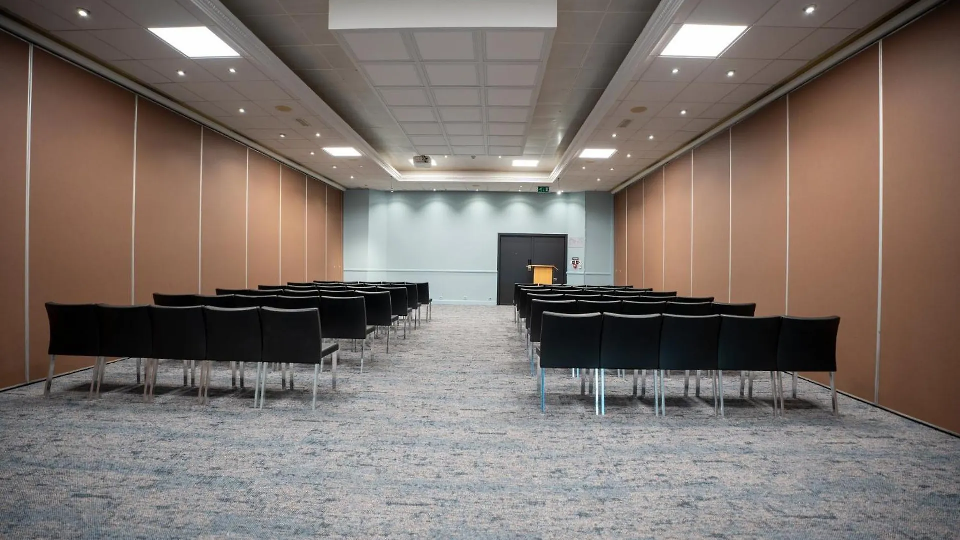 Crowne Plaza Antwerpen By Ihg Hotel