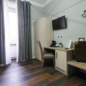 https://home-suites-giolitti.it-romehotels.com
