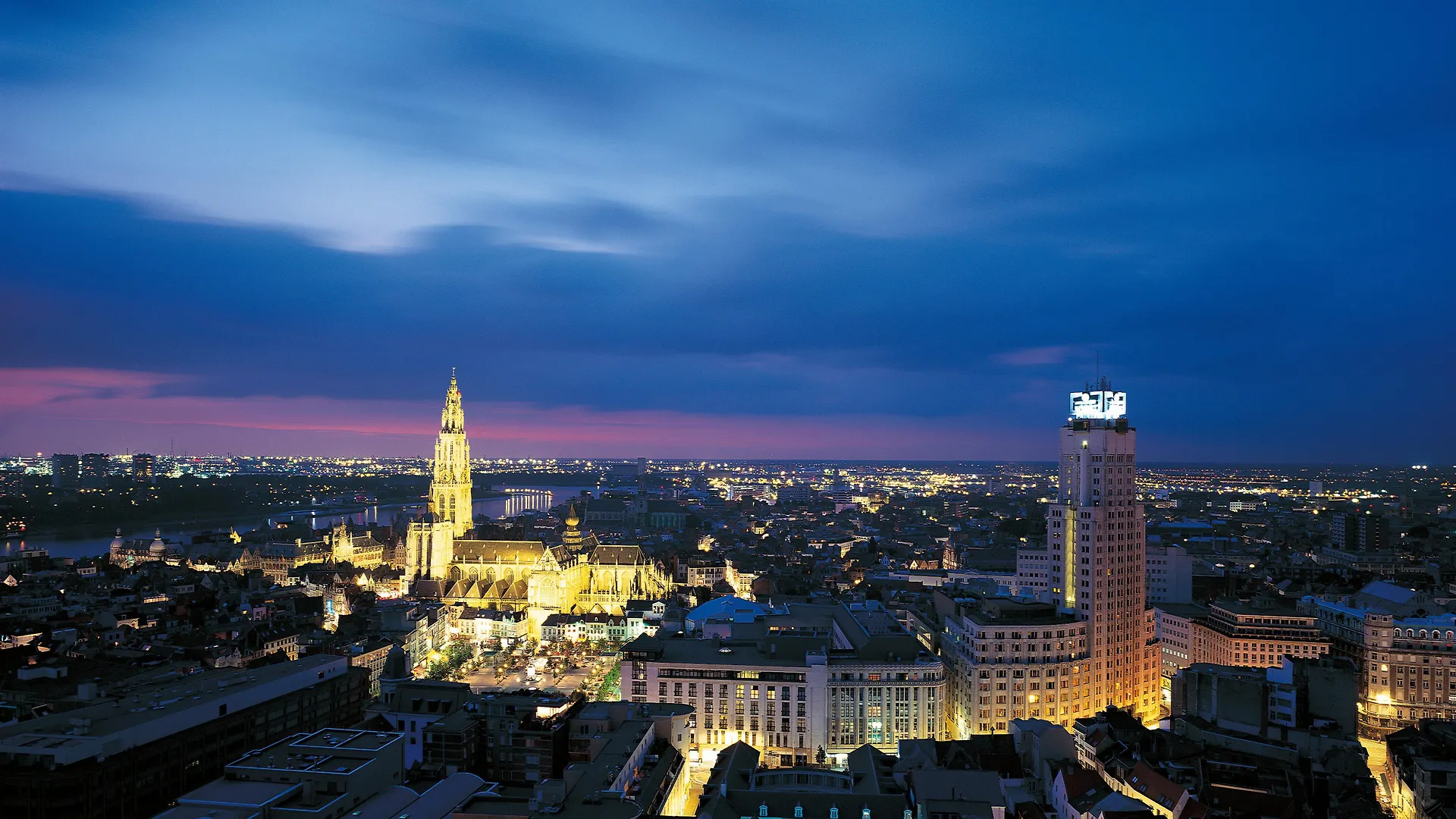 ****  Crowne Plaza Antwerpen By Ihg Hotel Bélgica