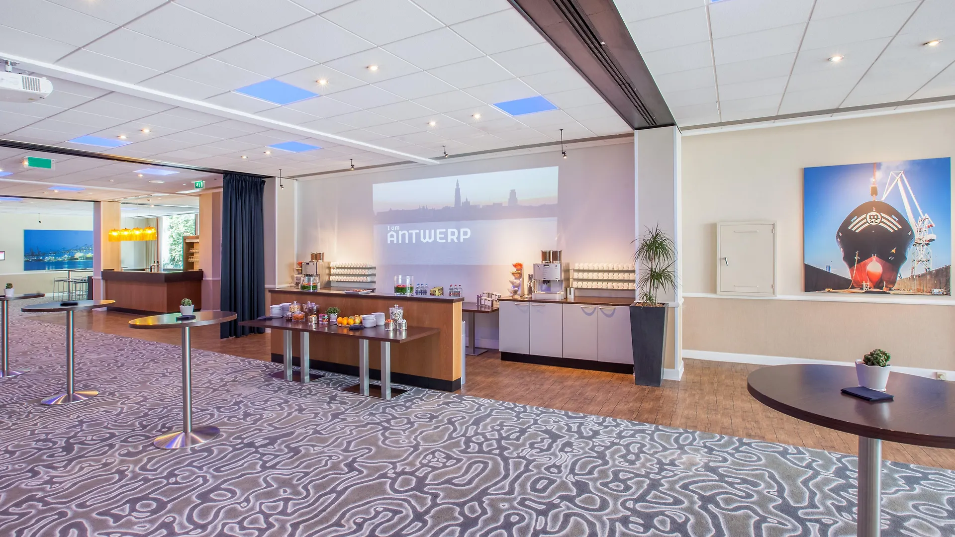 Crowne Plaza Antwerpen By Ihg Hotel