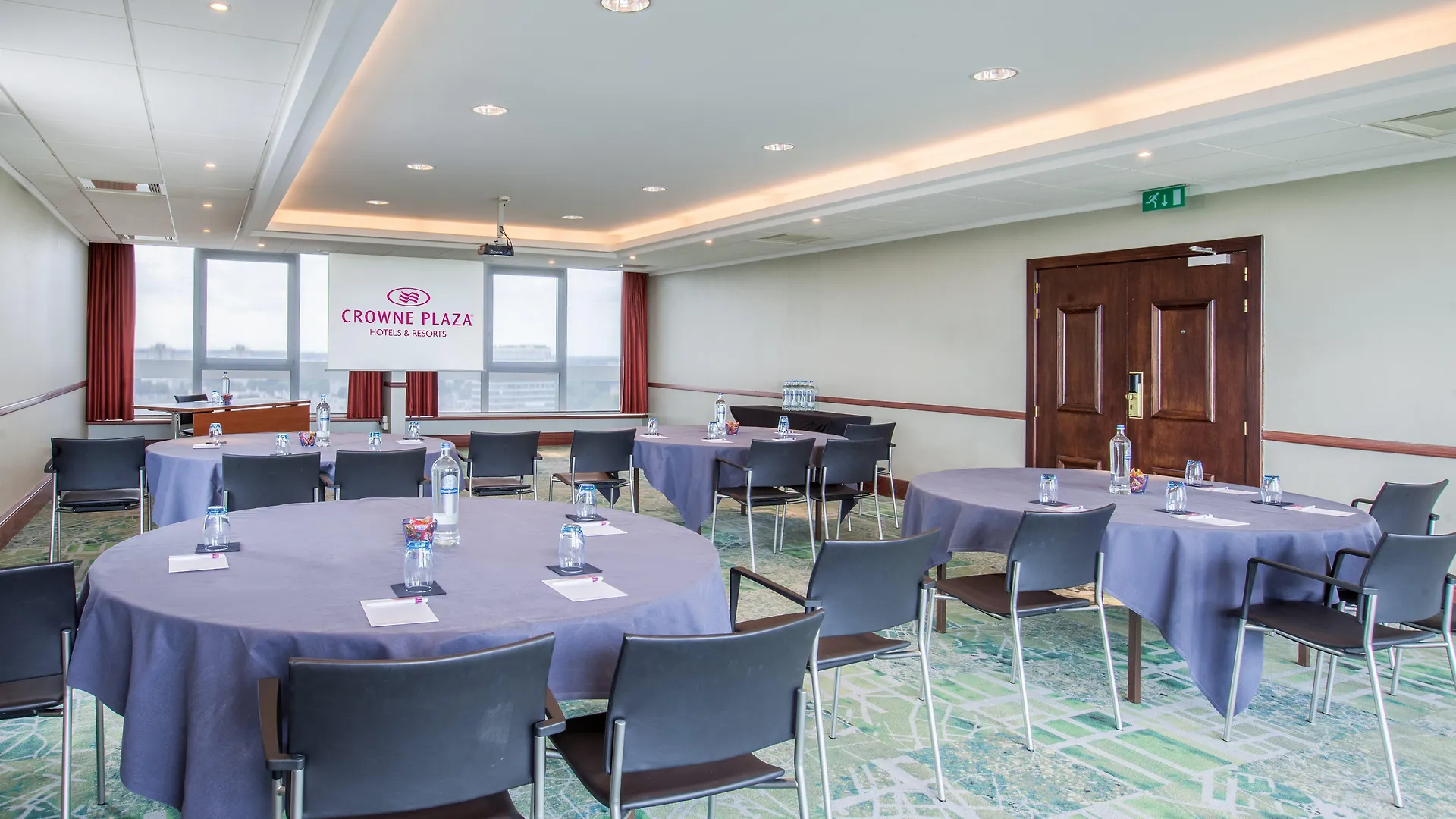 Crowne Plaza Antwerpen By Ihg Hotel 4*,